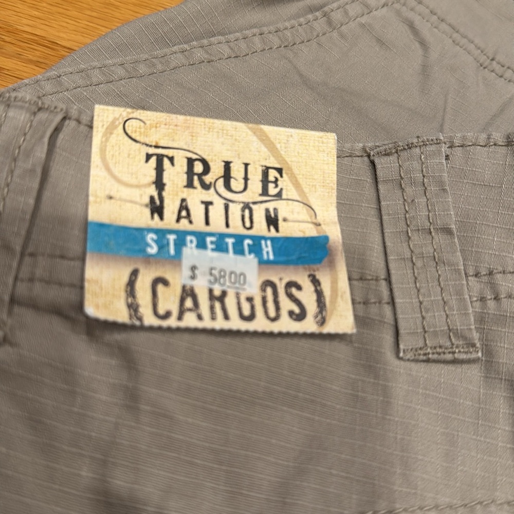 True Nation Men Gray Cargo Shorts Relaxed Fit waist 44 - Picture 4 of 4